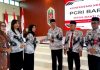 Bunda Guru Barito Utara Motivasi Literasi Lingkungan Luncurkan Buku Antologi Puisi Pelajar