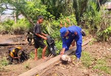 Ditpolairud Polda Kalteng Helat Gerakan Indonesia ASRI Bersihkan Sungai Mentaya