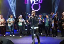 Ungu Band Hibur Ribuan Masyarakat pada Malam Puncak HUT Murung Raya