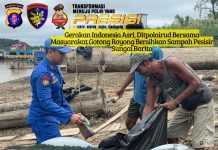 Gerakan Indonesia Asri, Ditpolairud dan Masyarakat Gotong-Royong Bersihkan Sampah Pesisir Sungai Barito