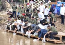 Dukung Restocking 76 Ribu Bibit Ikan, Ketua DPRD Barito Utara : Mari jaga ekosistem perairan